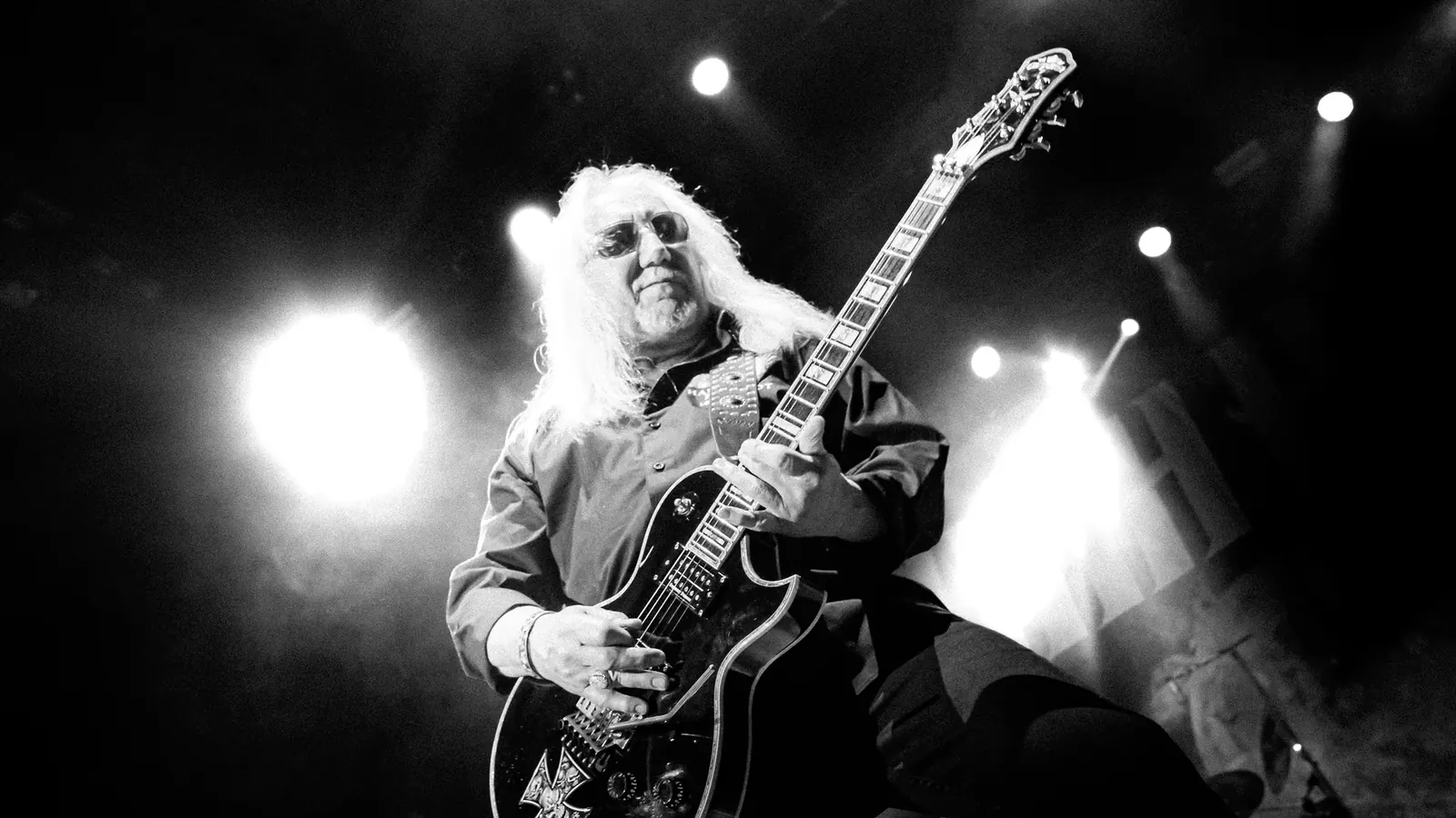 Mick Box of Uriah Heep on guitar, black and white